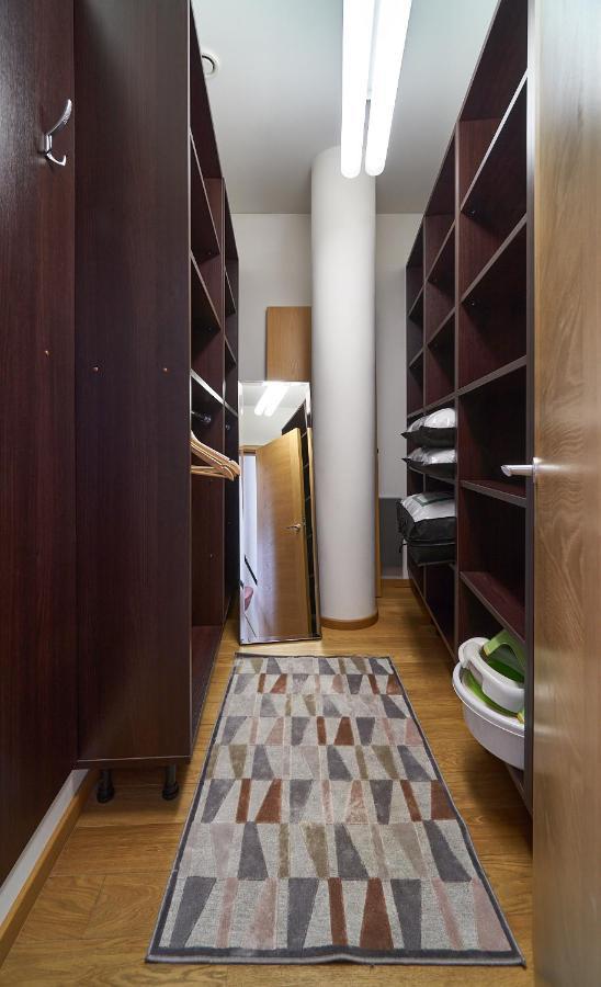 Alexander Apartment Riga Exterior photo