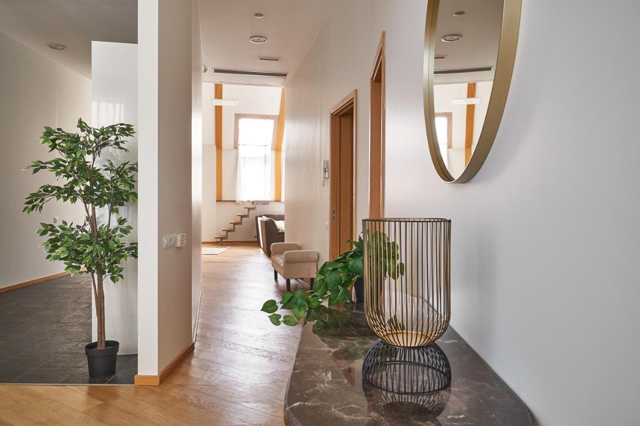 Alexander Apartment Riga Exterior photo